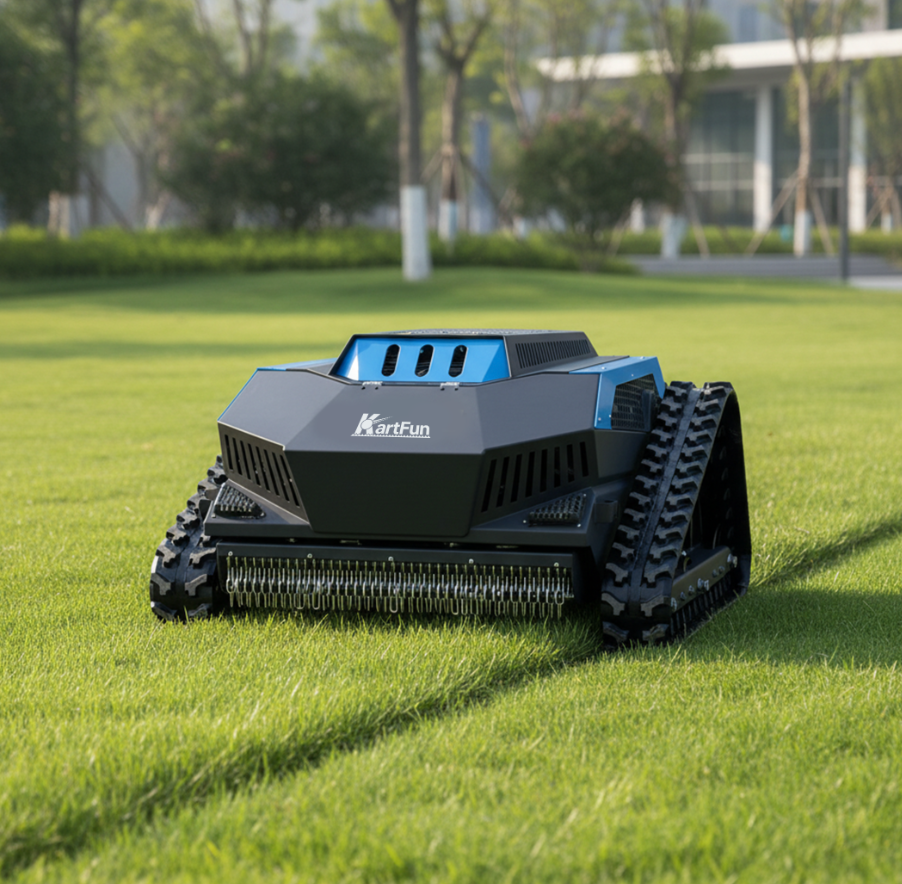 WP-X700 podczas koszenia trawnika w parku